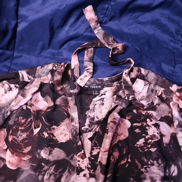 Torrid Floral Blouse - Black and Pink - Picture 3 of 3